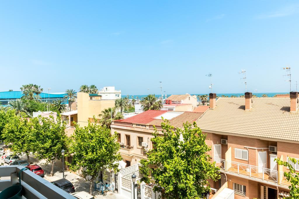 Modern Apartment Playa Valencia Buitenkant foto
